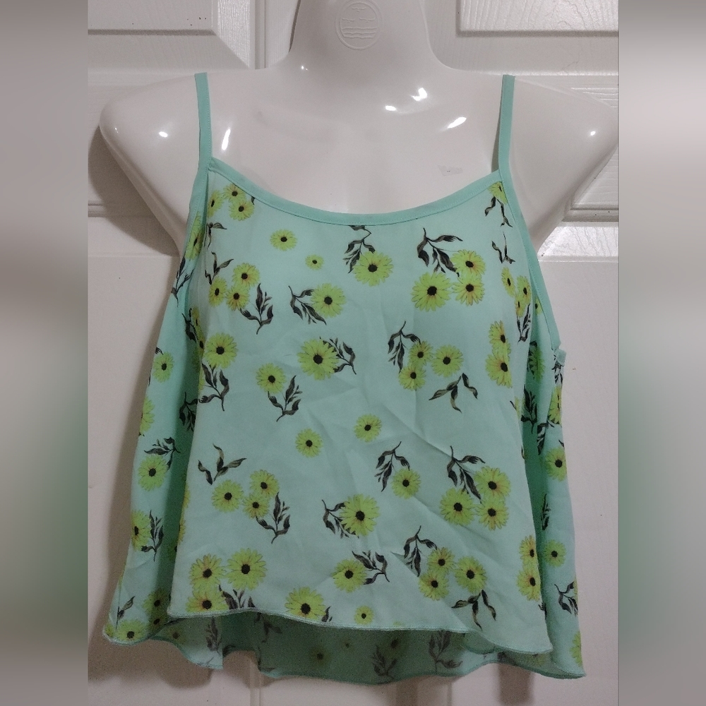 Mine. Green Floral Flounce Cropped Tank Top Small